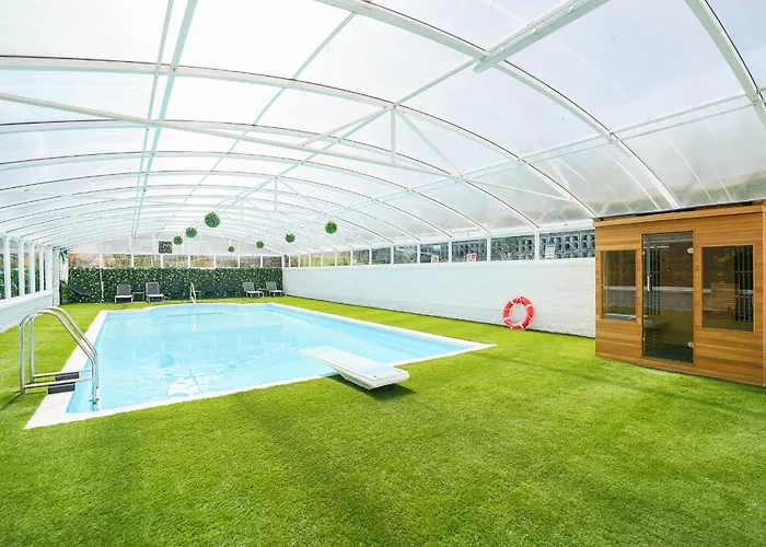 Luxury Spa Party Home - Pool Hottub Bar Sauna